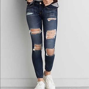 American Eagle Low Rise Jeans!